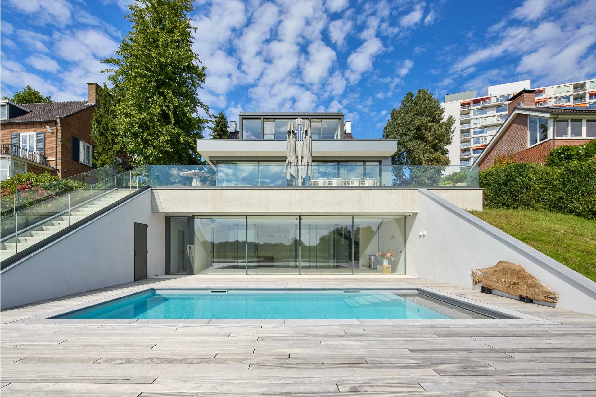 Villa Rhenus uitgerust met Sky-Frame